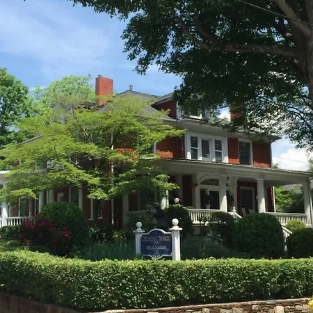 Chestnut Street Inn B&B-2