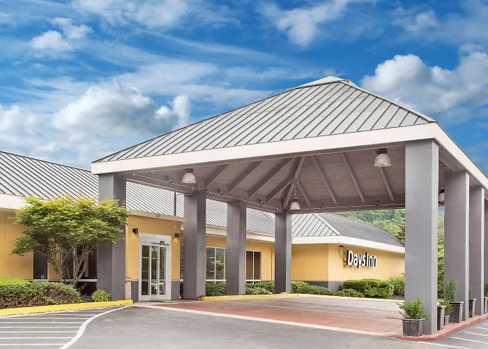 Hotel: Days Inn By Wyndham Asheville/Mall